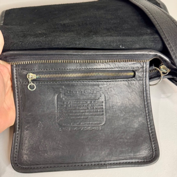 Vintage 1990s Black Leather Patricia's Legacy Coach Saddle Style Shoulder Bag - Picture 13 of 15